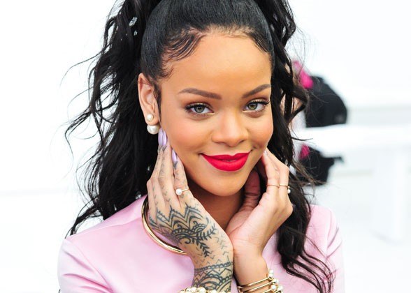 Rihanna dior